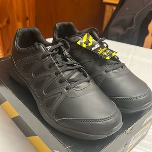 Avia AVI-SKILL Slip Resistant Shoes